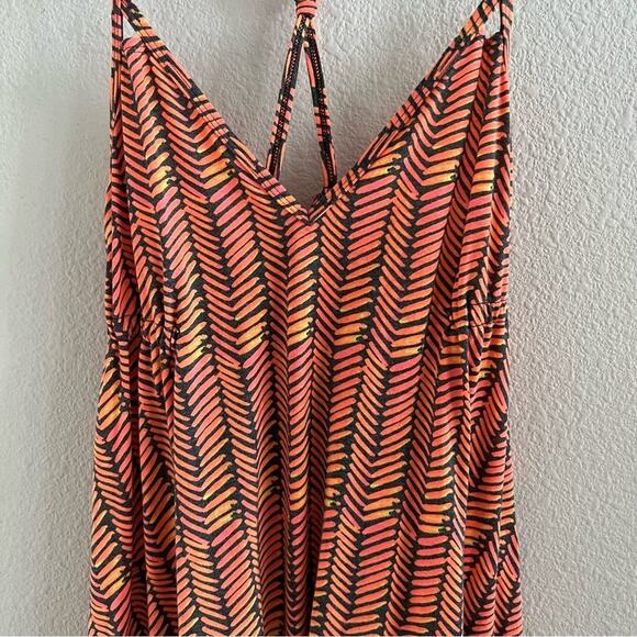 Under Armour UA Floca Dress Sporty Athleisure Medium - Picture 10 of 10